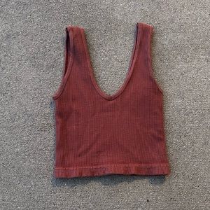 Women’s coral Dry Good ribbed v-neck cropped tank